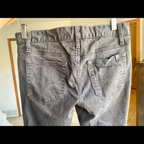 Joe’s Jeans The Skinny Jeans - Picture 6 of 8